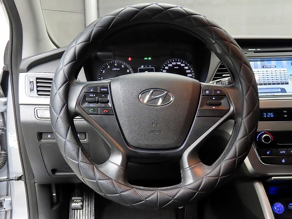 HYUNDAI Sonata - Vista 9