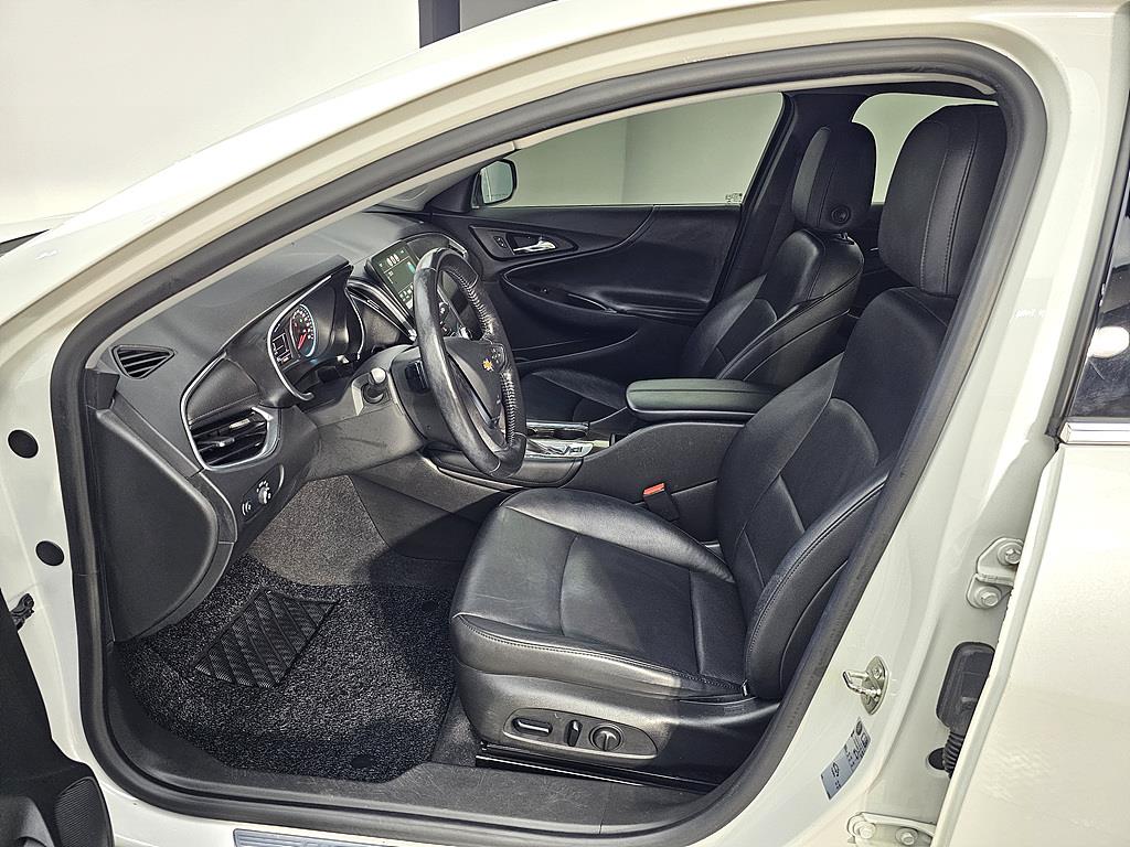 Chevrolet Malibu - Vista 8