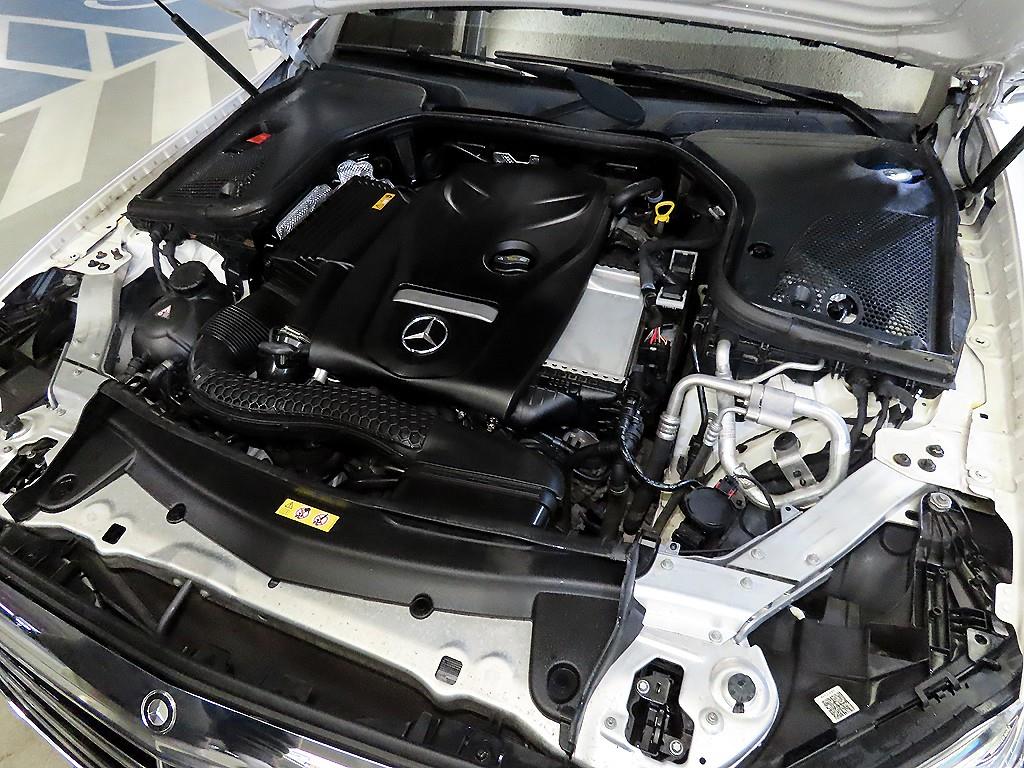 Mercedes Benz E class 2018 Blanco - Importación desde Corea - HF Imports Iquique - Foto 19