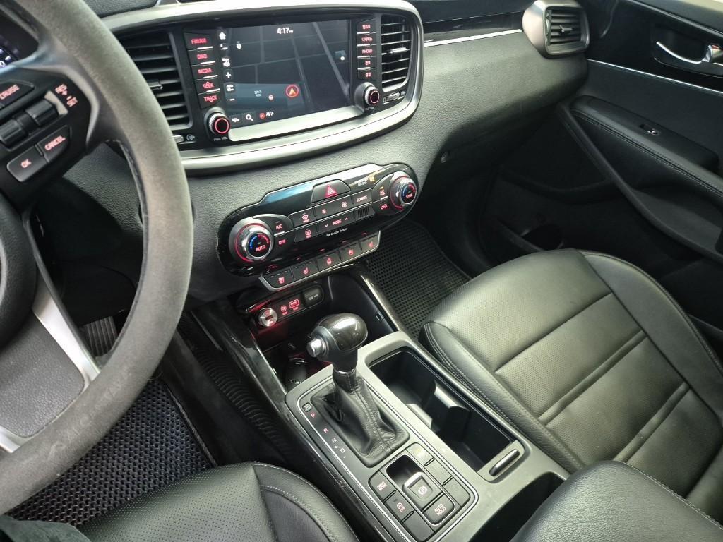 KIA Sorento - Vista 10