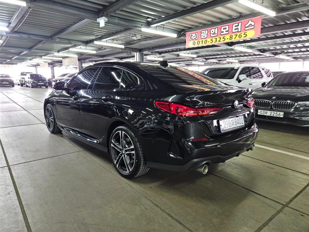 BMW 2 series - Vista 4