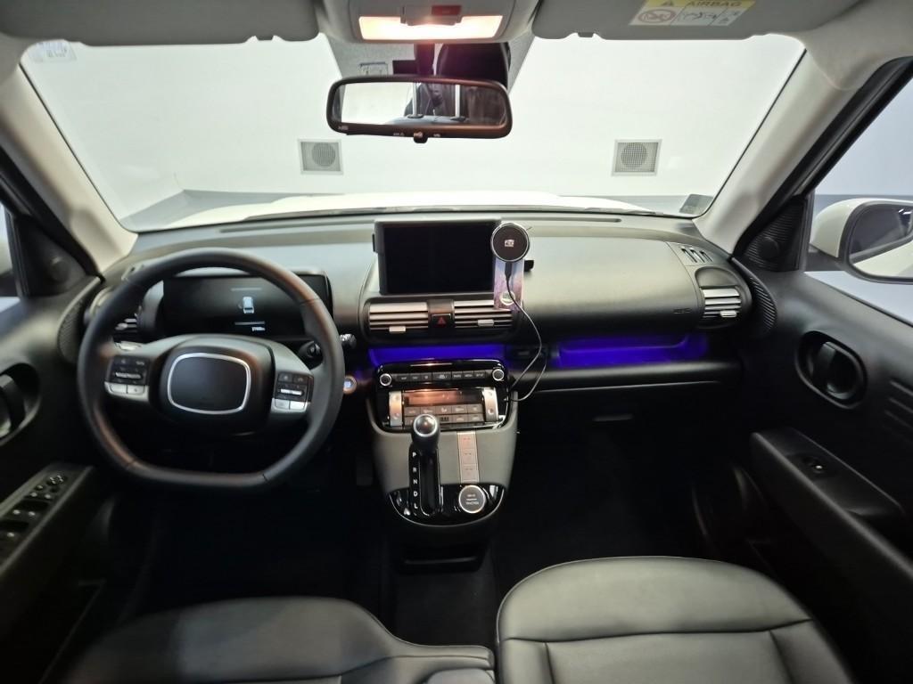 HYUNDAI Casper - Vista 6