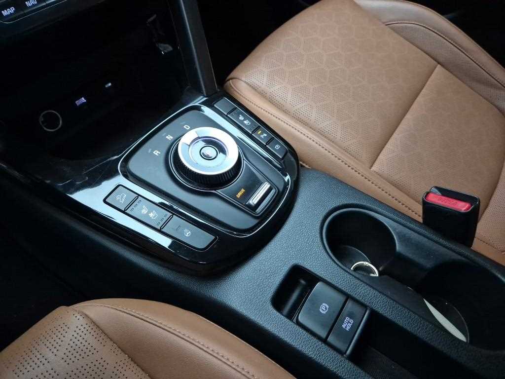 KIA Seltos - Vista 8