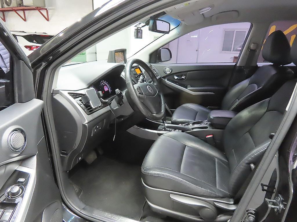 Ssangyong Korando 2014 Negro - Importación desde Corea - HF Imports Iquique - Foto 12
