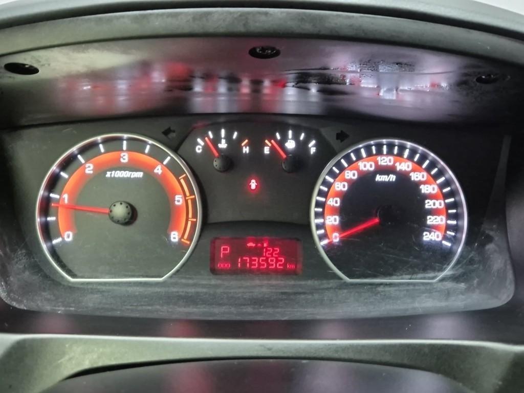 Ssangyong Korando - Vista 6