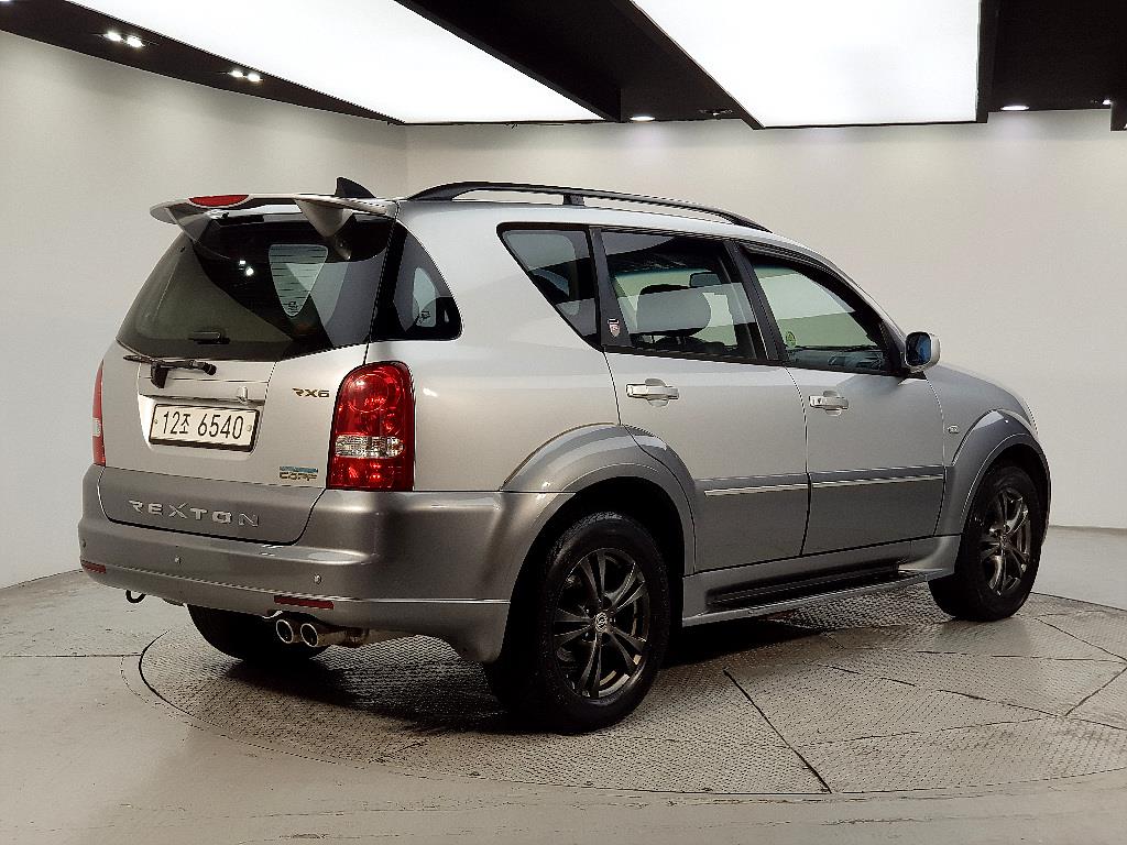 Ssangyong Rexton - Vista 4