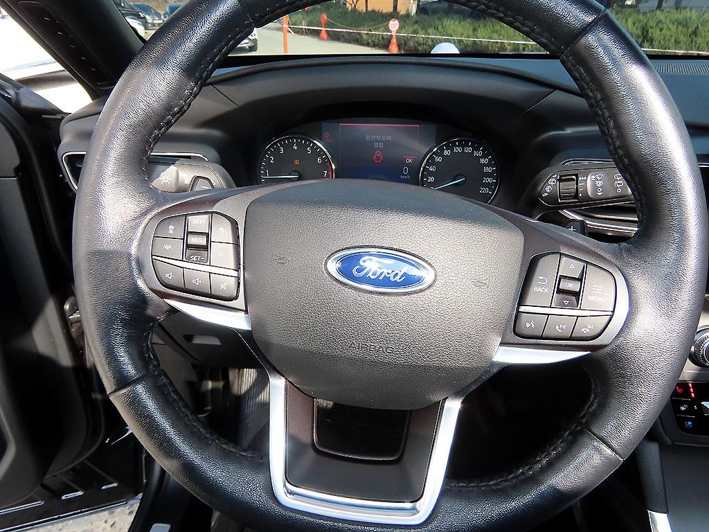 Ford Explorer - Vista 8