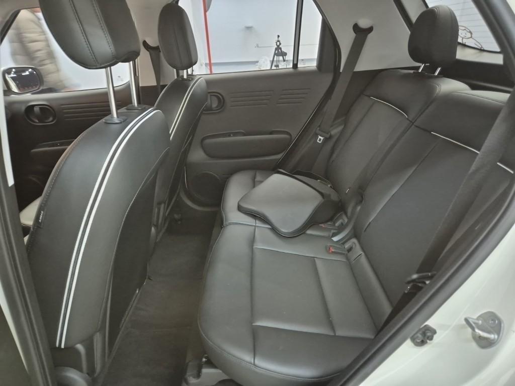 HYUNDAI Casper - Vista 11