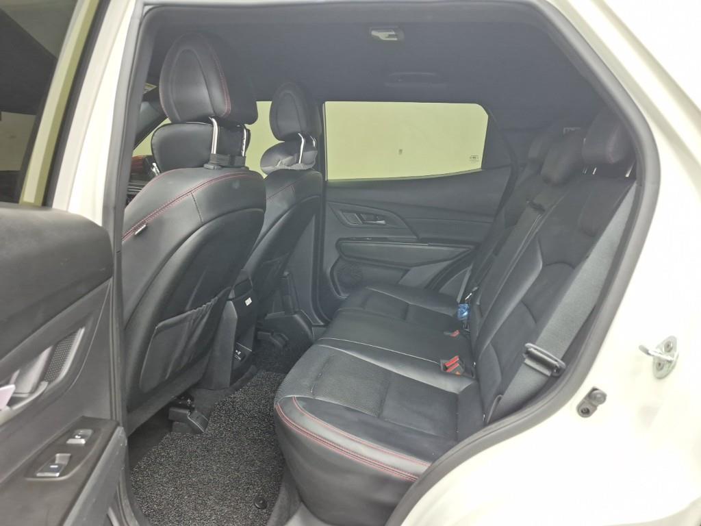 Ssangyong Korando - Vista 12