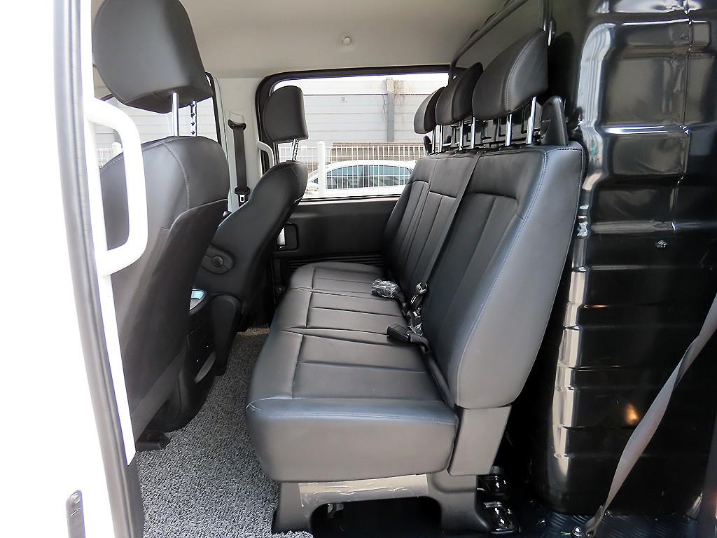 HYUNDAI Staria - Vista 6