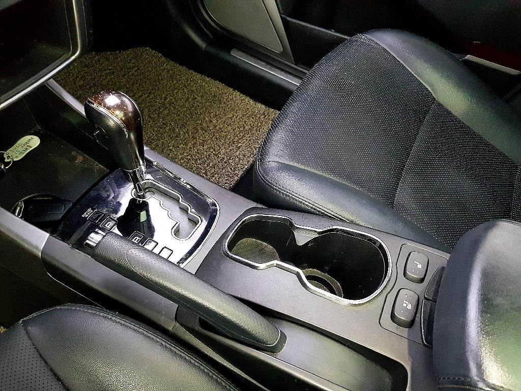 Ssangyong Korando 2015 Blanco - Importación desde Corea - HF Imports Iquique - Foto 13