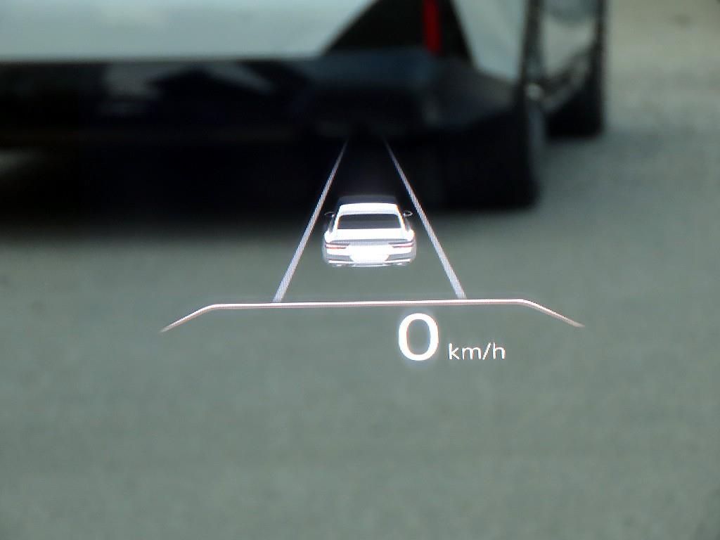 Genesis G80 - Vista 10