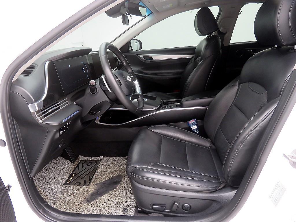 HYUNDAI Grandeur - Vista 6