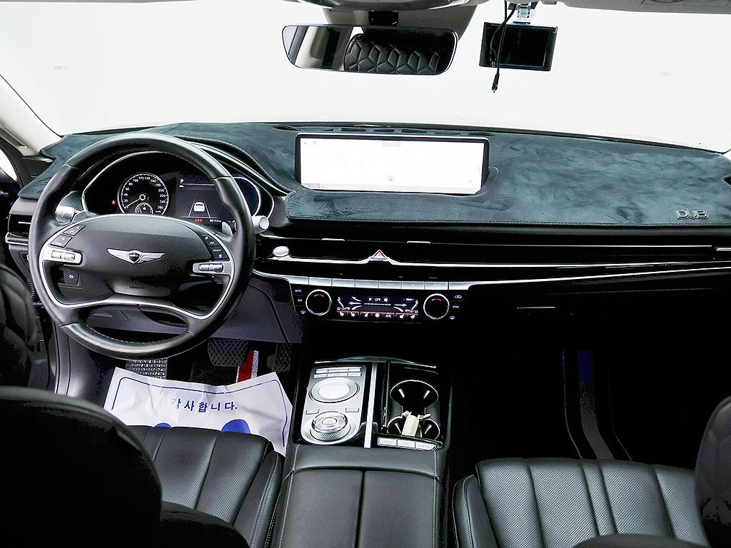 Genesis G80 - Vista 9