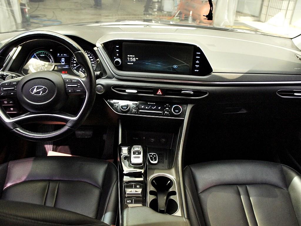 HYUNDAI Sonata - Vista 12