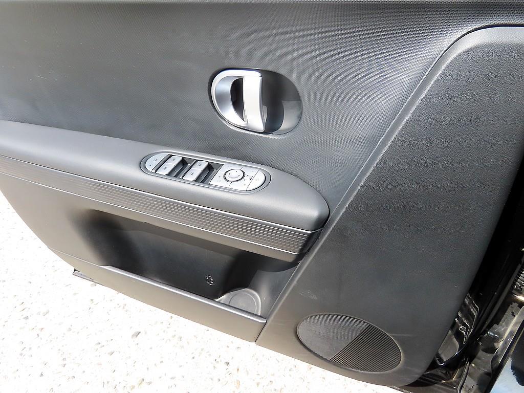 HYUNDAI Ioniq 5 - Vista 12