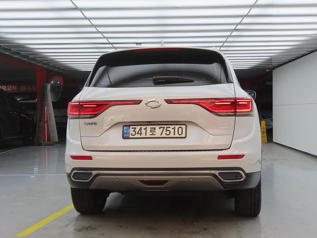 SAMSUNG QM6 - Vista 3