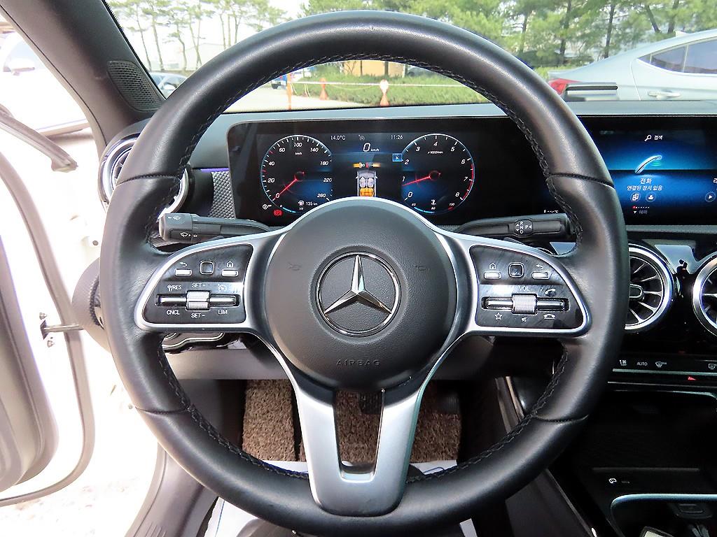 Mercedes Benz A Class - Vista 8