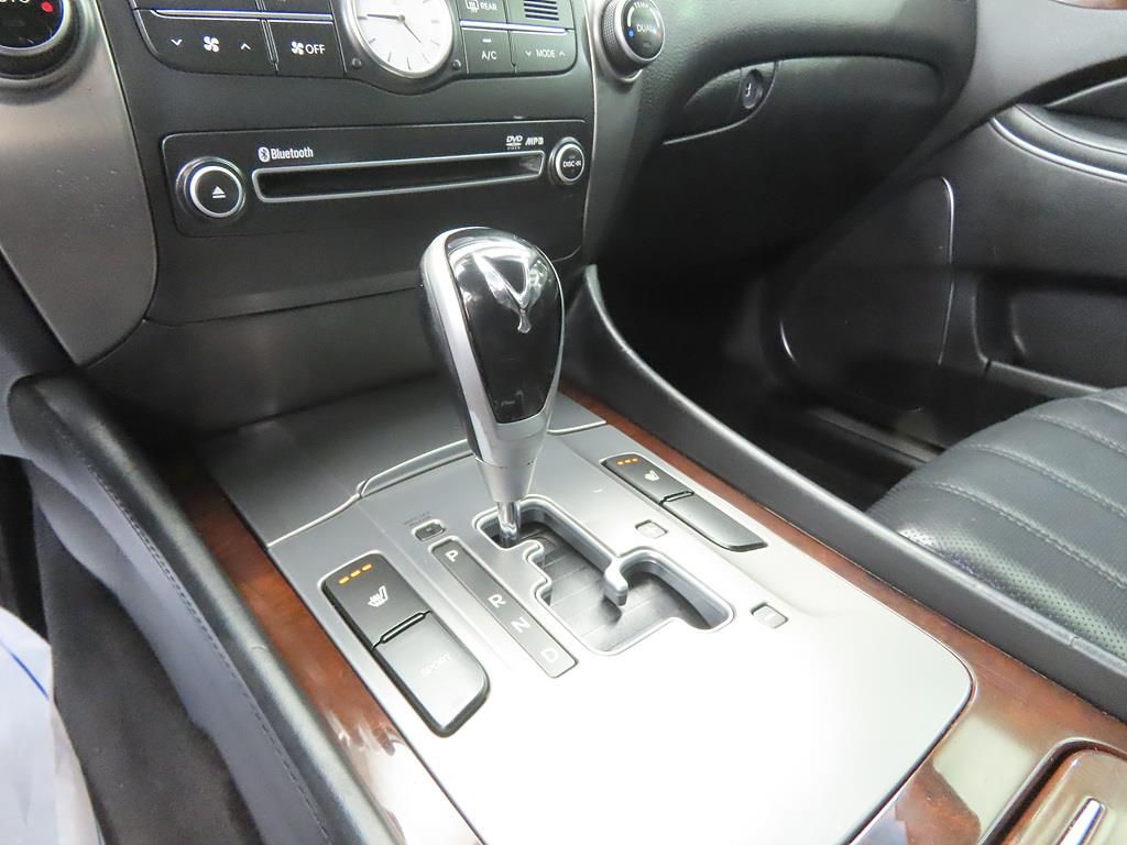 HYUNDAI Equus - Vista 11