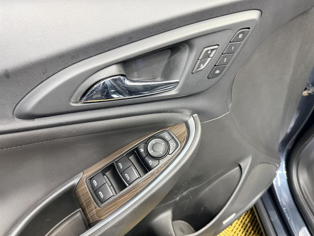 Chevrolet Malibu - Vista 8