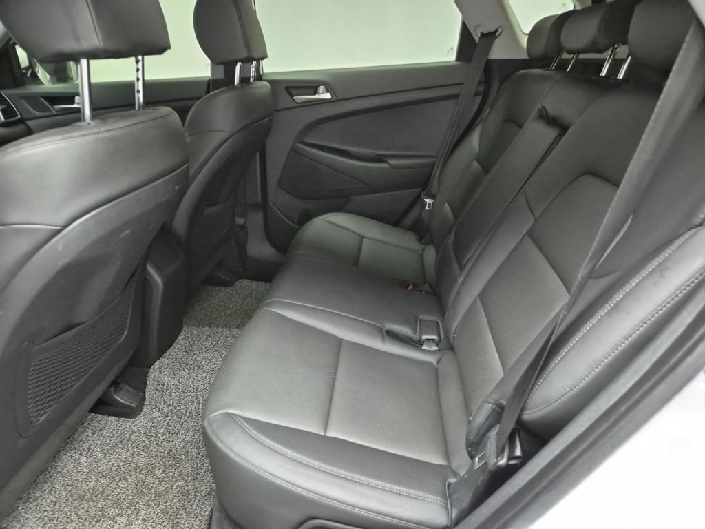 HYUNDAI Tucson - Vista 12