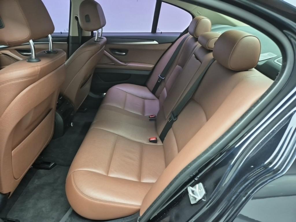 BMW 5 Series - Vista 11