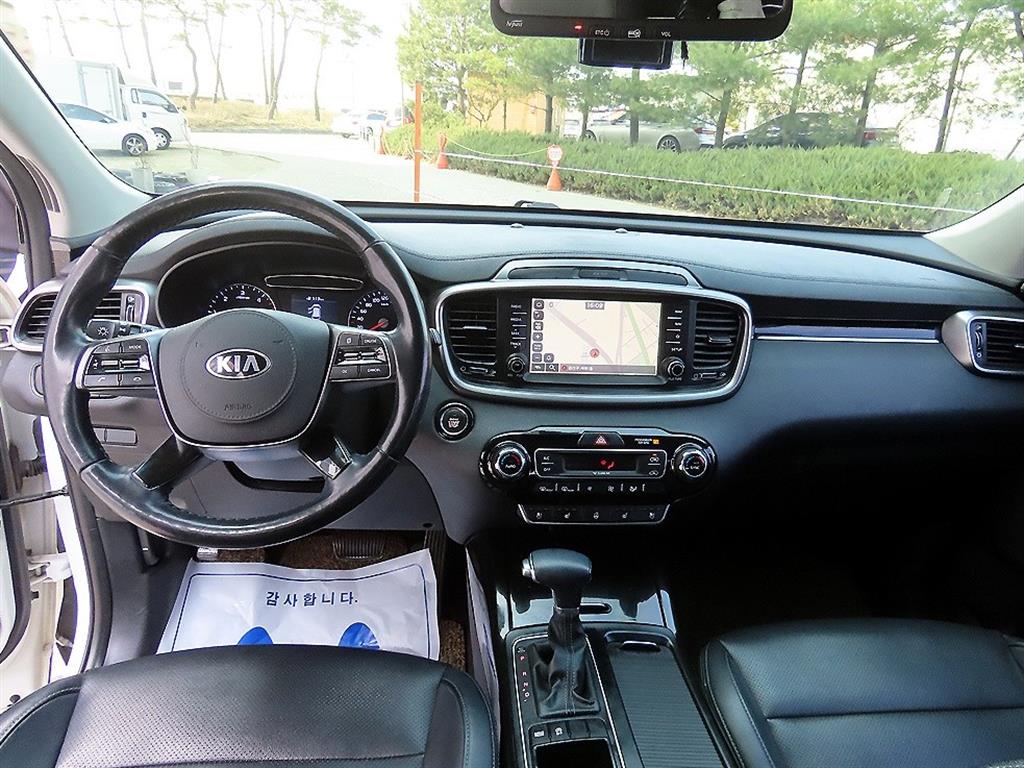 KIA Sorento - Vista 7