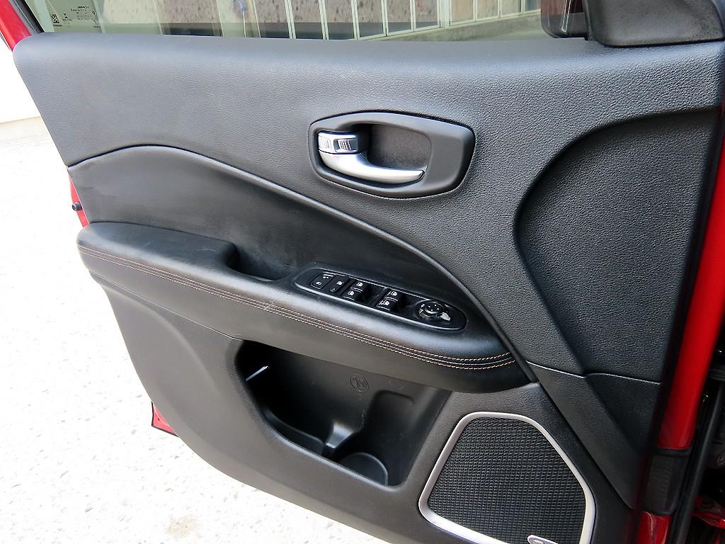 Jeep Compass - Vista 11