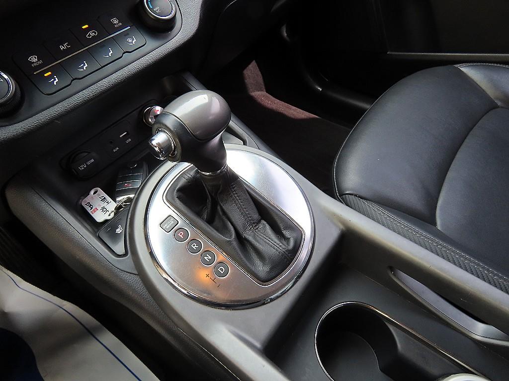 KIA Sportage - Vista 10