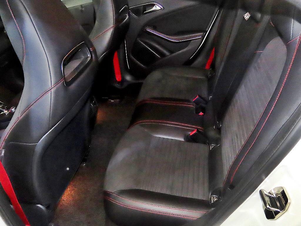 Mercedes Benz A Class - Vista 7