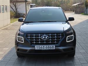 HYUNDAI Venue - Vista 2
