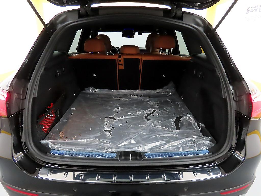 Mercedes Benz GLC Class 2024 Negro - Importación desde Corea - HF Imports Iquique - Foto 18