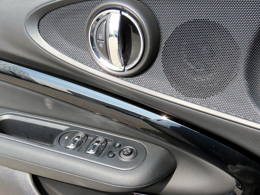 Mini Clubman - Vista 12