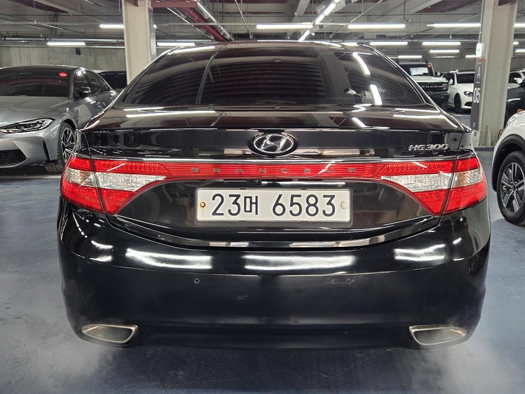 HYUNDAI Grandeur - Vista 5