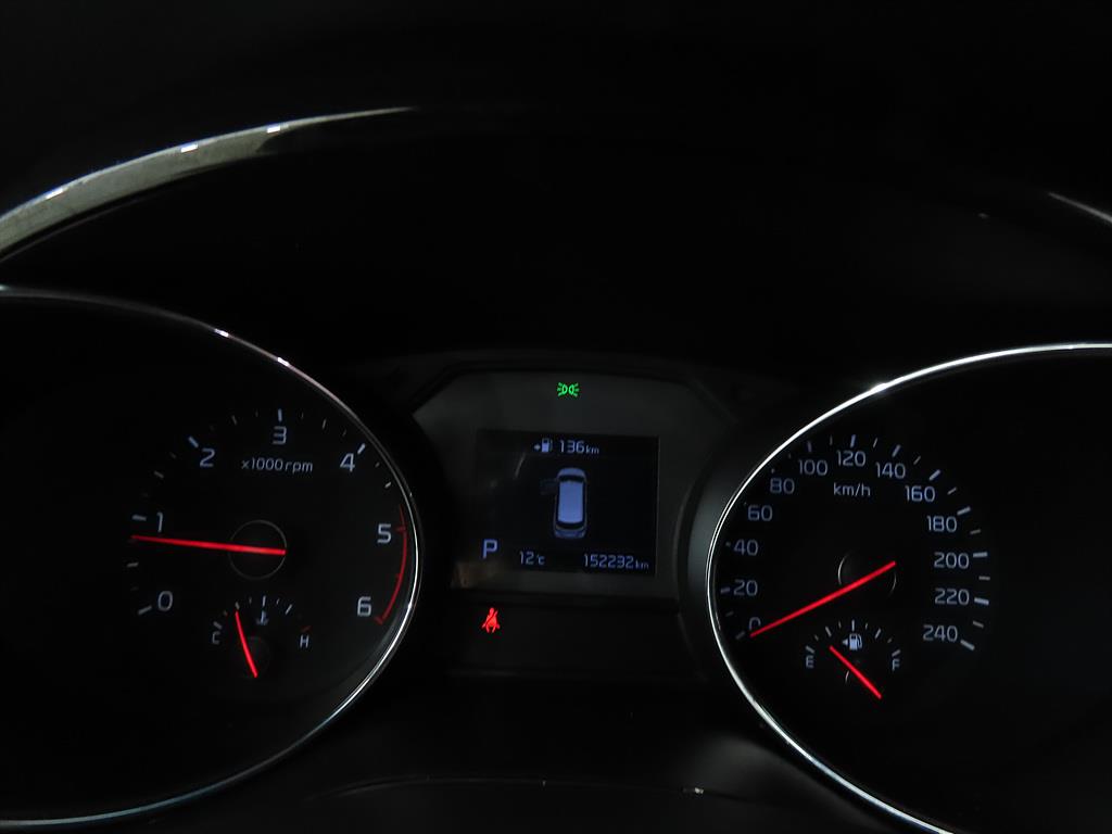 KIA Carnival - Vista 9