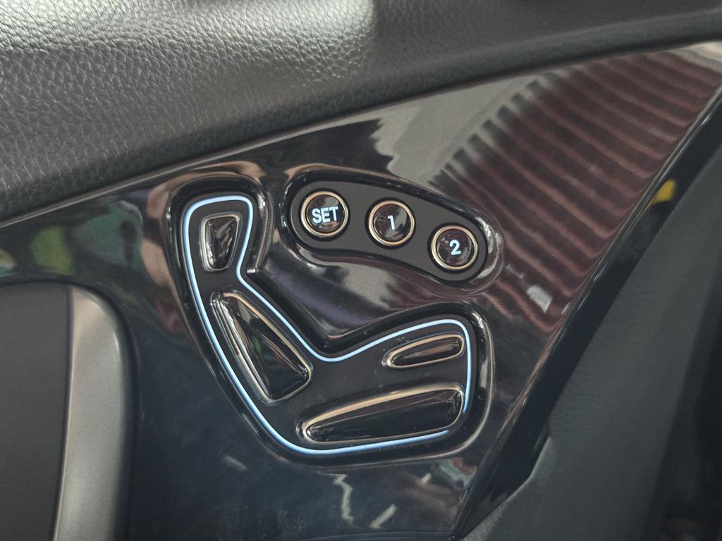 HYUNDAI Grandeur - Vista 10