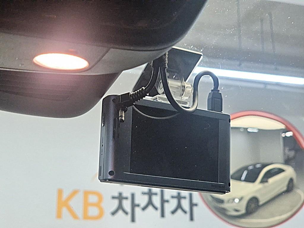 Mercedes Benz CLA Class 2015 Blanco - Importación desde Corea - HF Imports Iquique - Foto 17