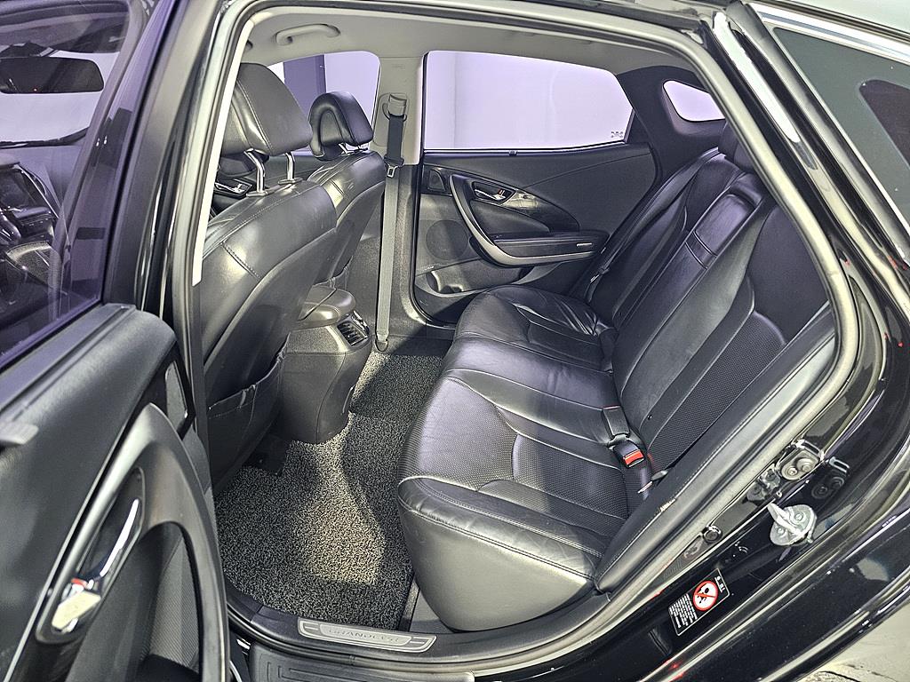 HYUNDAI Grandeur - Vista 9
