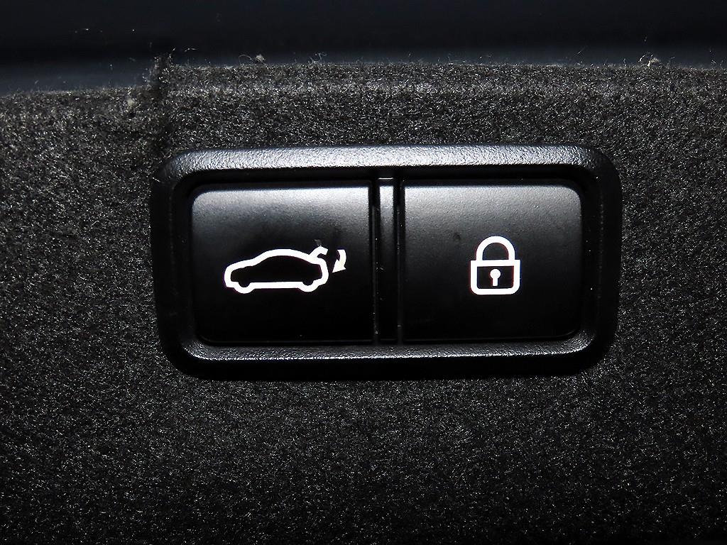 KIA K9 2015 Negro - Importación desde Corea - HF Imports Iquique - Foto 17