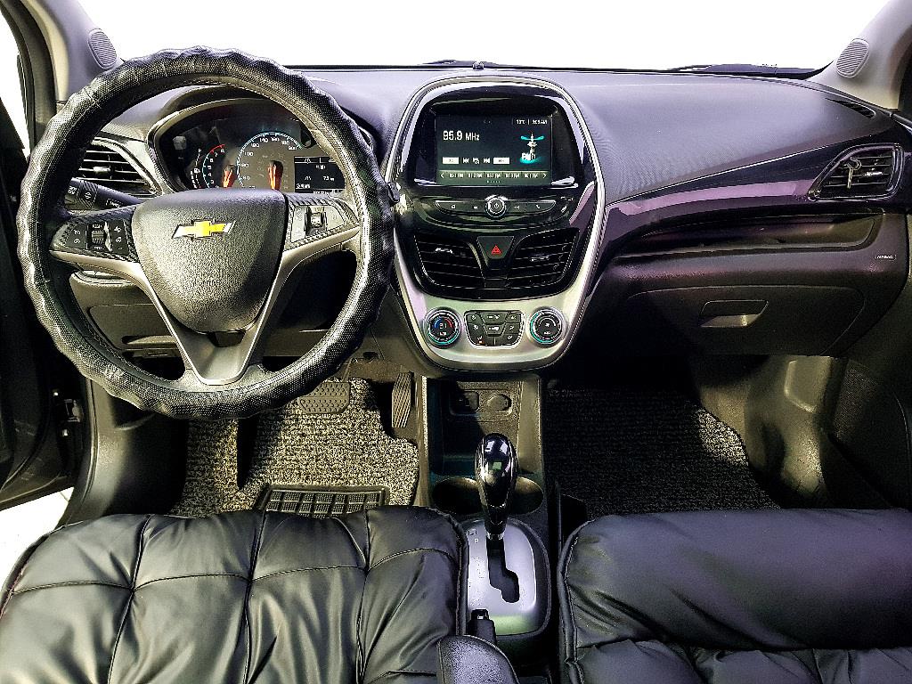 Chevrolet Spark - Vista 5