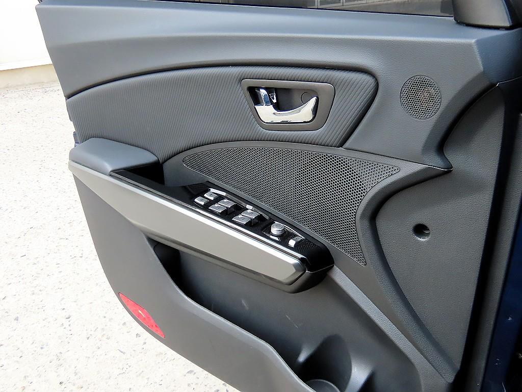 Ssangyong Tivoli - Vista 11