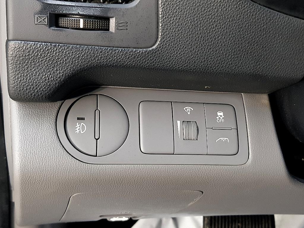 HYUNDAI Starex - Vista 12