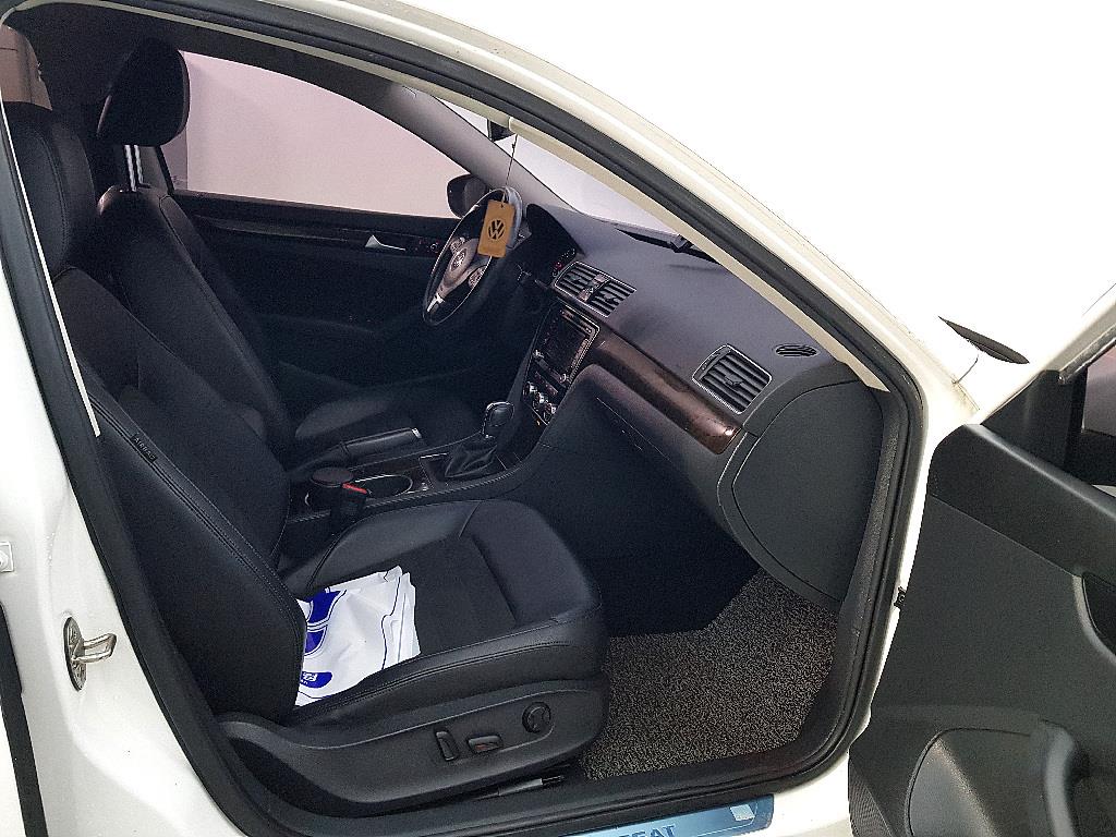 Volkswagen Passat 2015 Blanco - Importación desde Corea - HF Imports Iquique - Foto 14