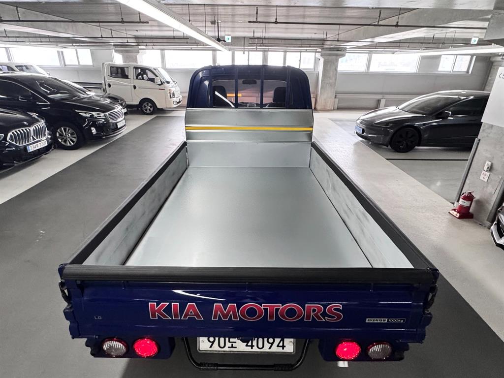 Small Truck Cargo (small) - Vista 5