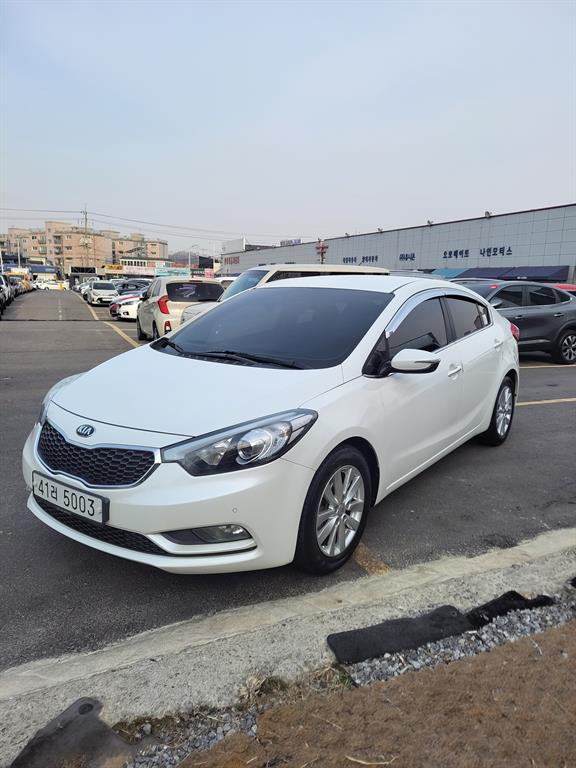 KIA K3 2015 Blanco - Importación desde Corea - HF Imports Iquique - Foto 1