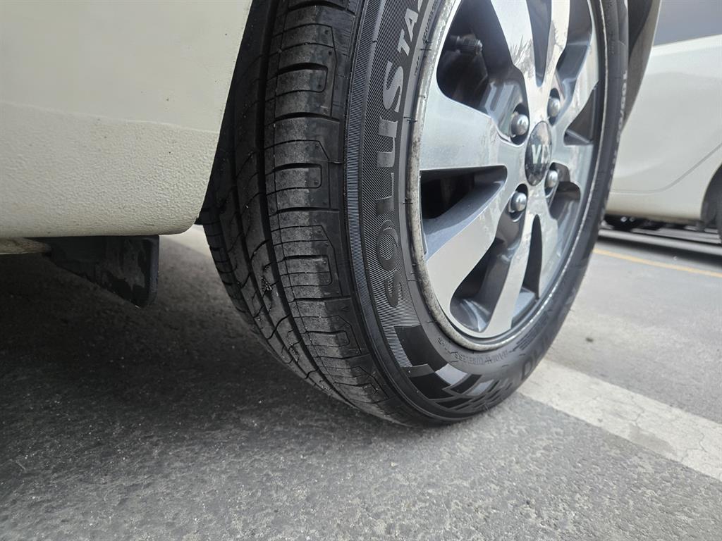 KIA Morning 2013 Blanco - Importación desde Corea - HF Imports Iquique - Foto 18