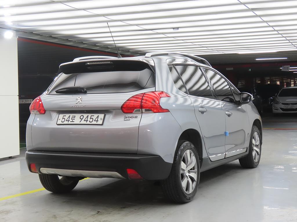 Peugeot 2008 - Vista 4