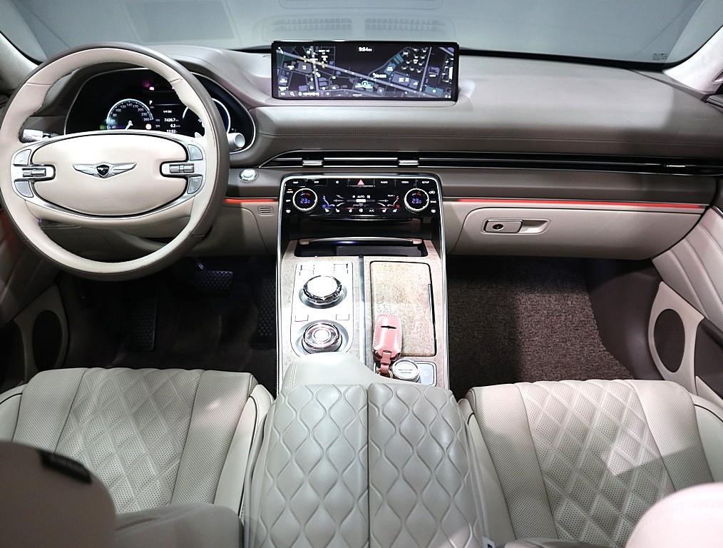 Genesis GV80 - Vista 5