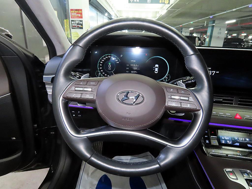 HYUNDAI Grandeur - Vista 8