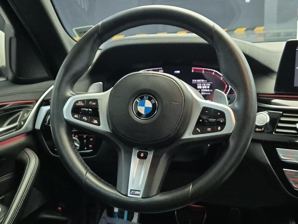 BMW 5 Series - Vista 9